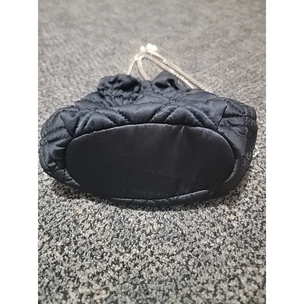 The Unbranded Brand product black